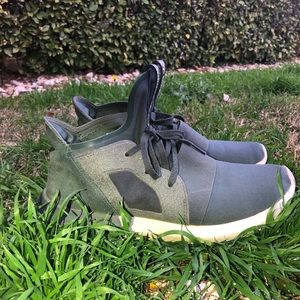 RARE Army/olive green adidas tubular defiant